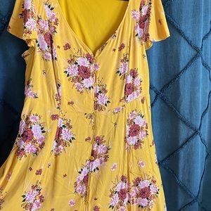 Torrid tie back yellow floral dress